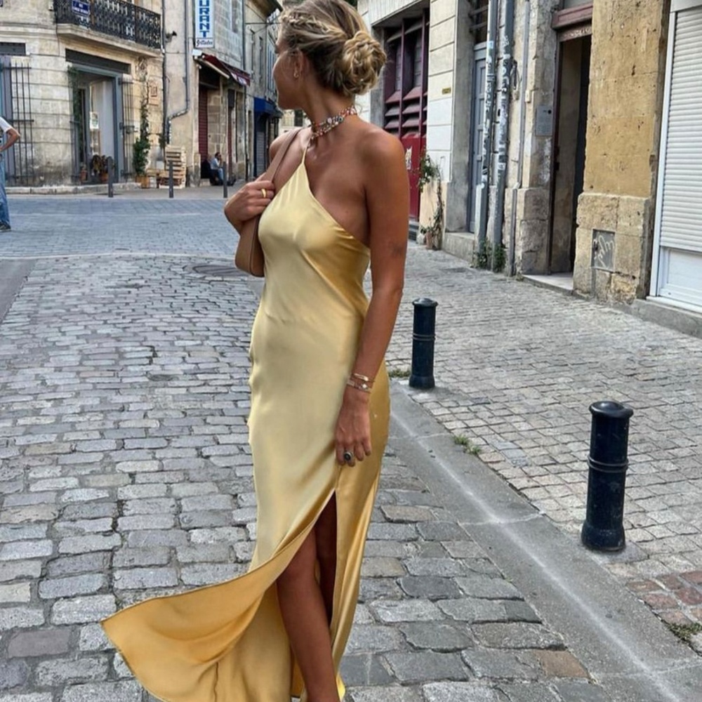 Yellow satin backless dress